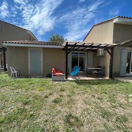 Maison Plain Pied Avec Climatisation Dans Une Residence Privee Avec Piscine Сен-Сатурнен-ле-Апт Экстерьер фото